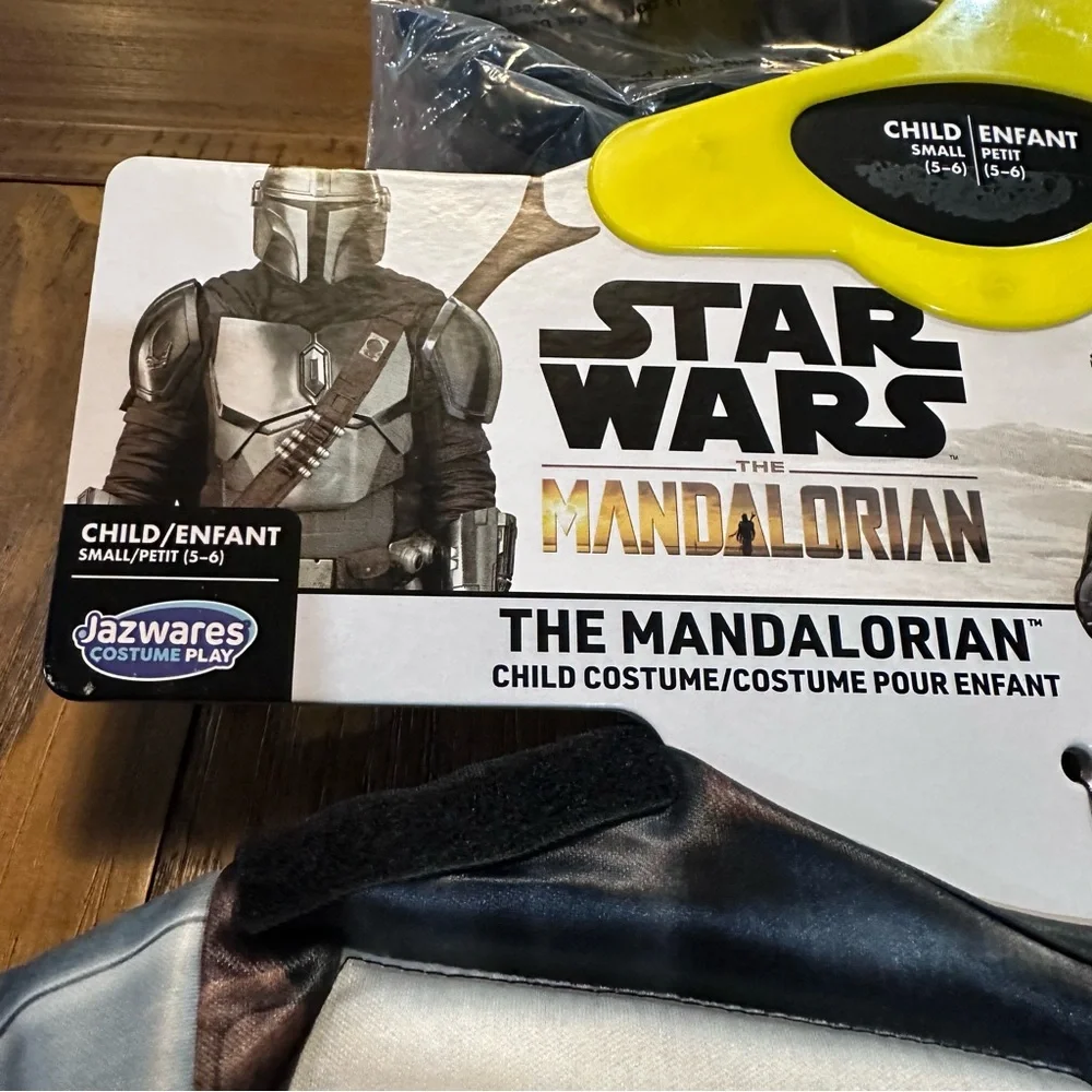 Star Wars Mandalorian child’s Costume - Brown and‎ Silver Size Small 5 6 NWT